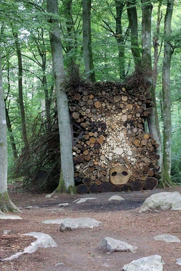 Qui fait la garde du bois?