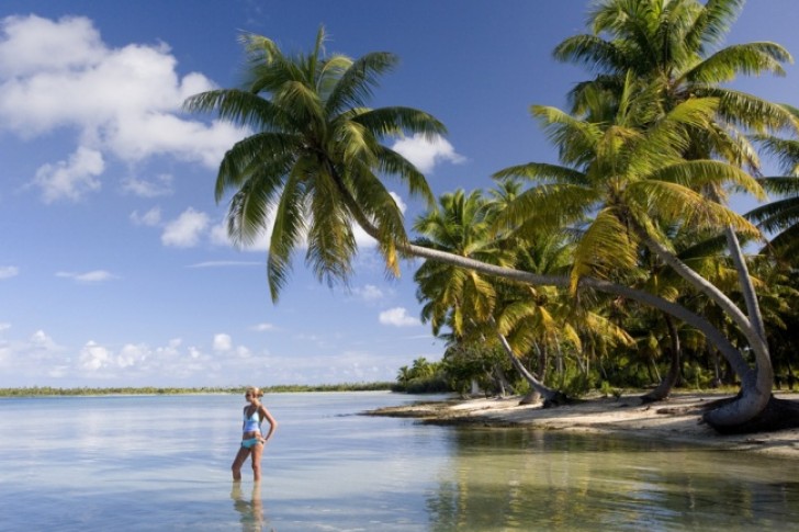 1. Avarua, Cook Islands (a circa 2 km a nord-est dalla Nuova Zelanda).