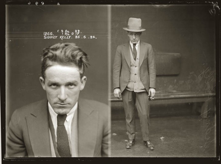 19. Sidney Kelly ha occupato le testate giornalistiche degli anni '20, '30 e '40 con i suoi assalti armati: fu accusato anche di essere un giocatore di giochi d'azzardo. 