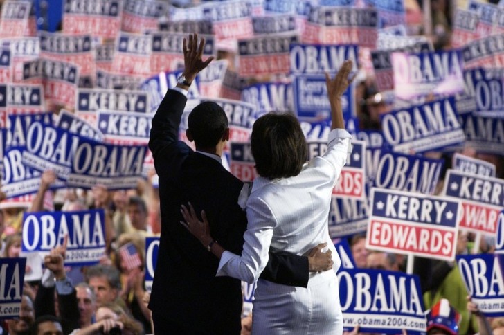 Barack et Michelle après l'important discours prononcé par Obama lors de la convention des démocrates d'avril 2004.