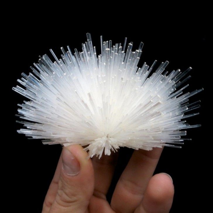 11. Scolecite