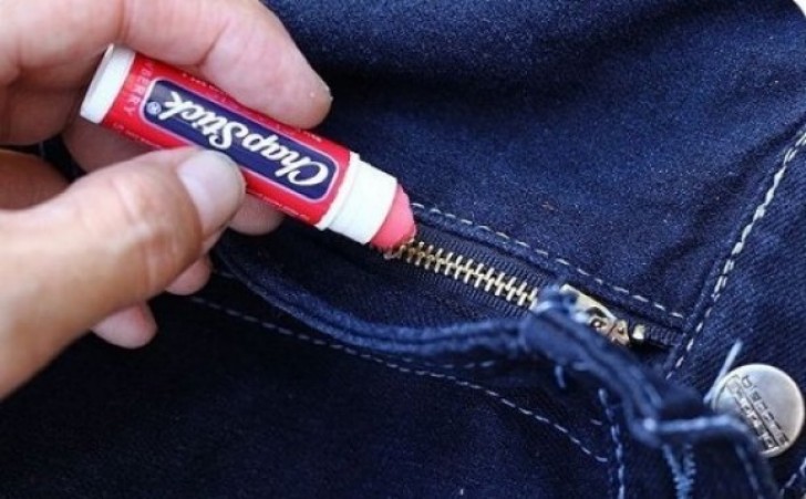9. Is your zipper stuck? The oil compounds contained in lip-gloss will help the zipper to become unstuck!