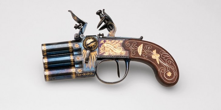 Ce pistolet à triple canon ayant appartenu à Napoléon semble être trop bien faite pour tirer !