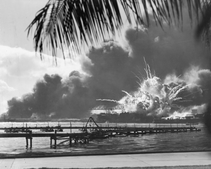 11. L'attacco a Pearl Harbor colse tutti di sorpresa.