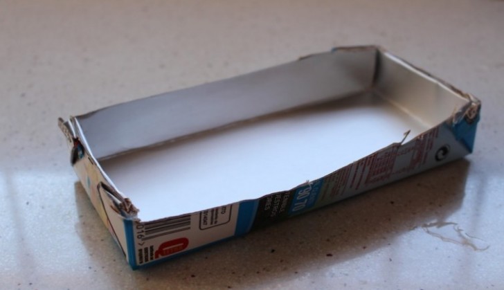 Als Backform für den Torrone könnt ihr einen zur Hälfte durchgeschnittenen Tetra-Pak Karton für Fruchtsäfte benutzen, oder natürlich auch eine echte