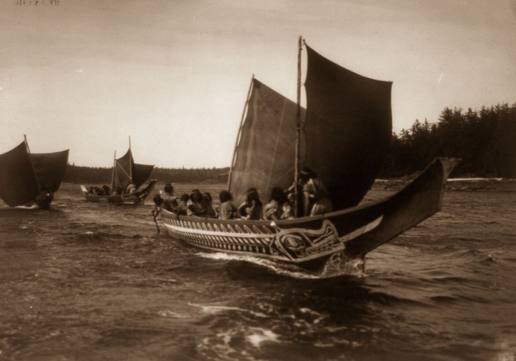 8. De Kwakiutl stam in kano's, 1914
