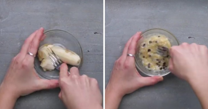 1. In una ciotola schiacciate 3/4 di una banana, aggiungete un cucchiaio di gocce di cioccolato e mettete da parte.