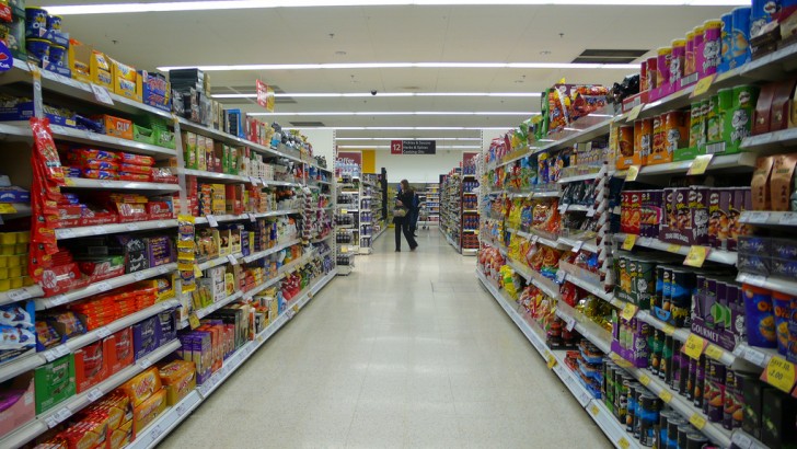 In Italia alcune catene di supermercati hanno già escluso i prodotti a base di olio di palma, tra cui la Nutella.