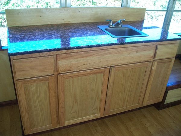 A very creative idea to make a kitchen countertop special and unique!