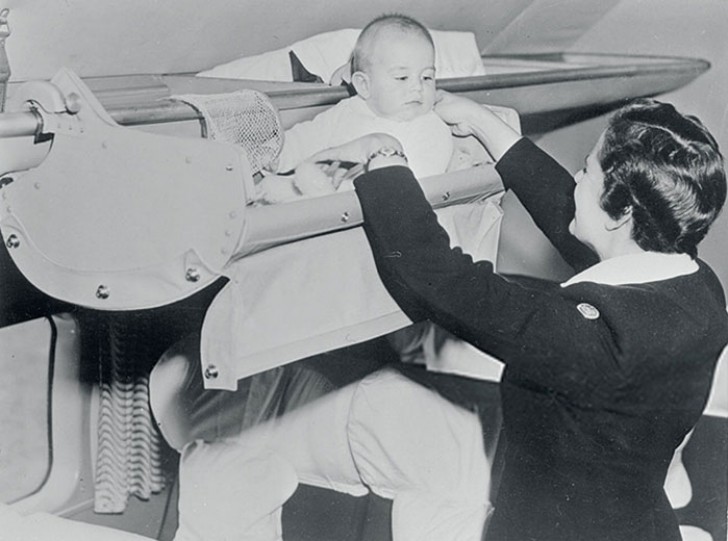 Altre società, invece, preferivano far viaggiare i piccoli passeggeri fino a 2 anni di età in culle robuste di metallo.