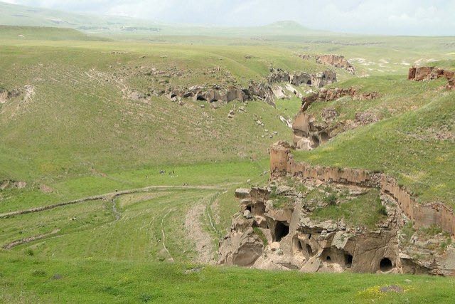 La ville d'Ani se trouve aujourd'hui sur le territoire turc, à la frontière avec l'Arménie.