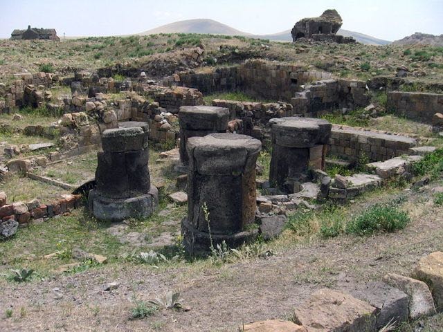 Suite à une demande officielle du gouvernement turc, en 2016, le site archéologique d'Ani est entré dans la liste des sites du patrimoine mondial de l'UNESCO. Cela devrait assurer la disponibilité de fonds suffisants pour protéger la zone.