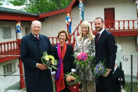 Het huwelijk van Harald met burgermeisje Sonja was een primeur in de Noorse koninklijke traditie, maar...