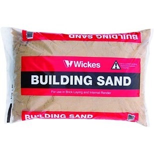 11. Molti di voi forse ignoravano che la sabbia può essere molto utile per conservare i vostri utensili da giardinaggio in quanto previene la ruggine.