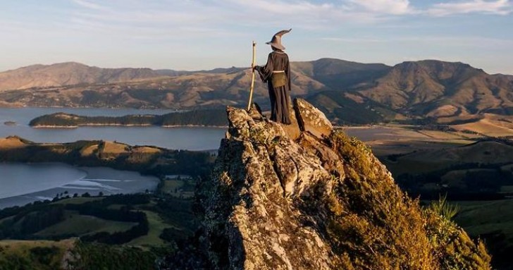 Il fotografo Akhil Suhas si accingeva a fare un viaggio di sei mesi alla scoperta della Nuova Zelanda ma per rendere unici i suoi scatti aveva bisogno di un'idea.