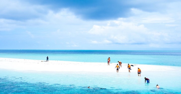 Las Maldivas son famosas por sus playas: no hay lugar mejor para hacer relajar los propios empleads y reforzar la union entre ellos.