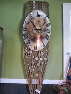4. Per i più fantasiosi è persino possibile realizzare questo fantastico orologio da parete!