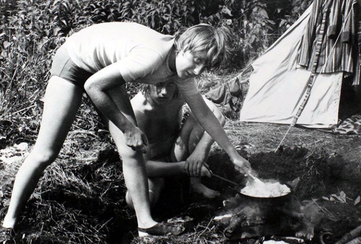 9. Ein Camping-Tag für die jugendliche Angela Merkel