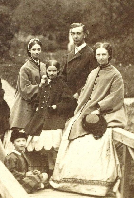 #5 La principessa Dagmar e il figlio di Nicola II Nikolai Alexandrovich.