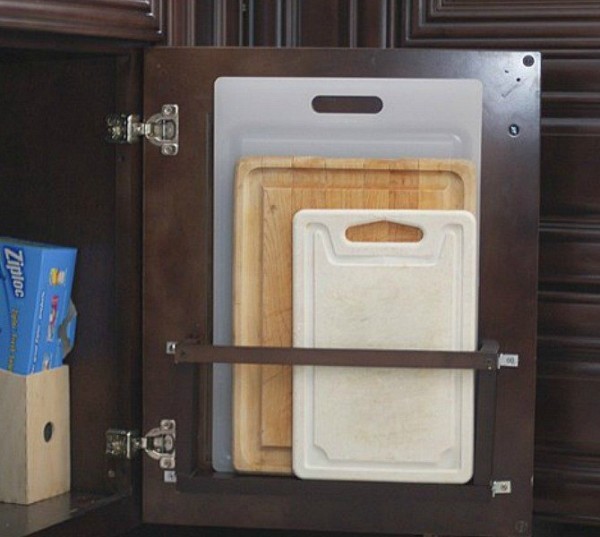 3. There is no room for cutting boards? Use the inner surface of kitchen cabinet doors.