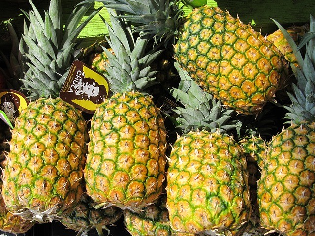 1. L'ananas contient de la broméline, une enzyme particulièrement efficace dans le traitement d'états inflammatoires.