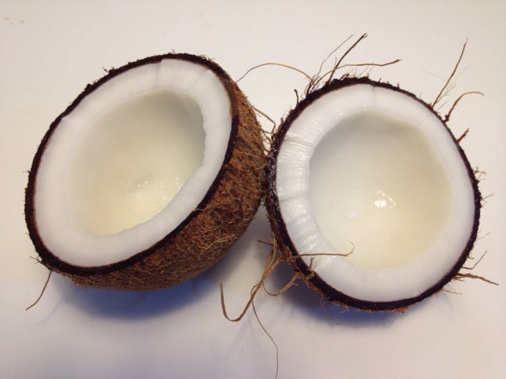 L'huile de coco contient 82% de graisses saturées, plus que le beurre normal.