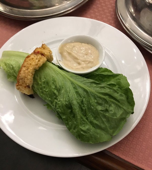 16. La palme de la Caesar Salad la plus décevante du monde!