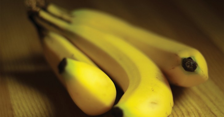 11. Per alleviare i crampi mangiate anche le banane.