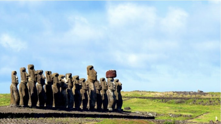 9. Le abbiamo sempre viste singolarmente: riconoscereste le statue dell'Isola di Pasqua se le vedeste tutte insieme?