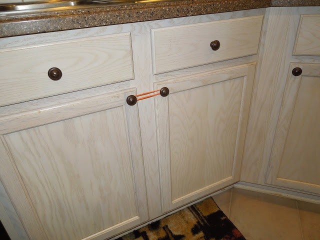 4. One rubber band is sufficient to prevent small children from opening cabinet doors they should not.