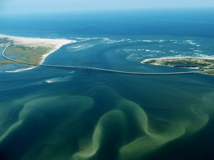 Veja a nova e perigosa ilha que apareceu no Triângulo das Bermudas! - 6