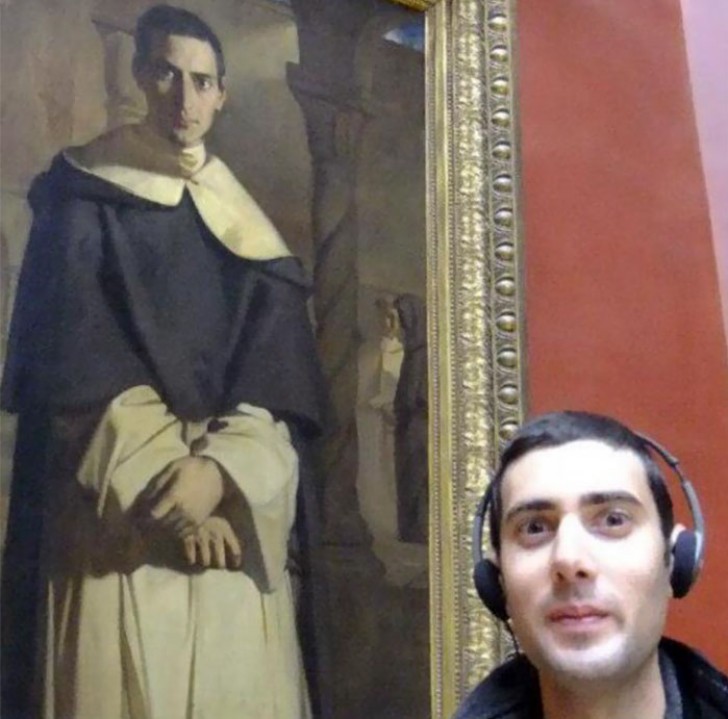 Un de mes amis est allé au Louvre et a trouvé un portrait de lui-même fait il y a plusieurs années.