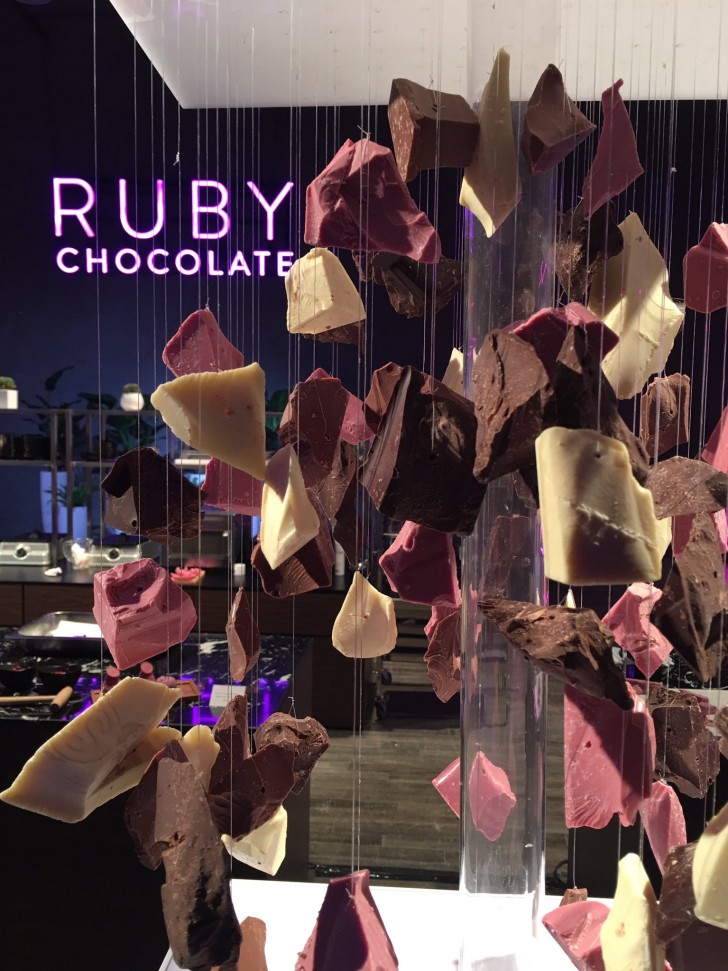 De rubychocolade is ontwikkeld in de Franse en Belgische laboratoria van het bedrijf. Volgens het marktonderzoek zal deze chocolade met enthousiasme worden ontvangen zodra het op de markt komt.