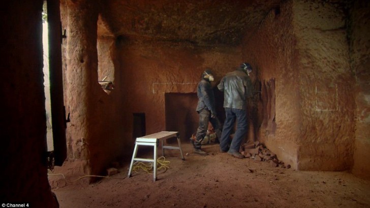 He bought the cave and the surrounding terrain. Experts told him that the quarry was 3,000 years old and that in the 1940s it had been used as a dwelling.