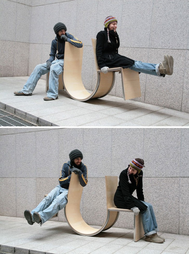 Un banc à bascule conçu par Neulhae Cho.