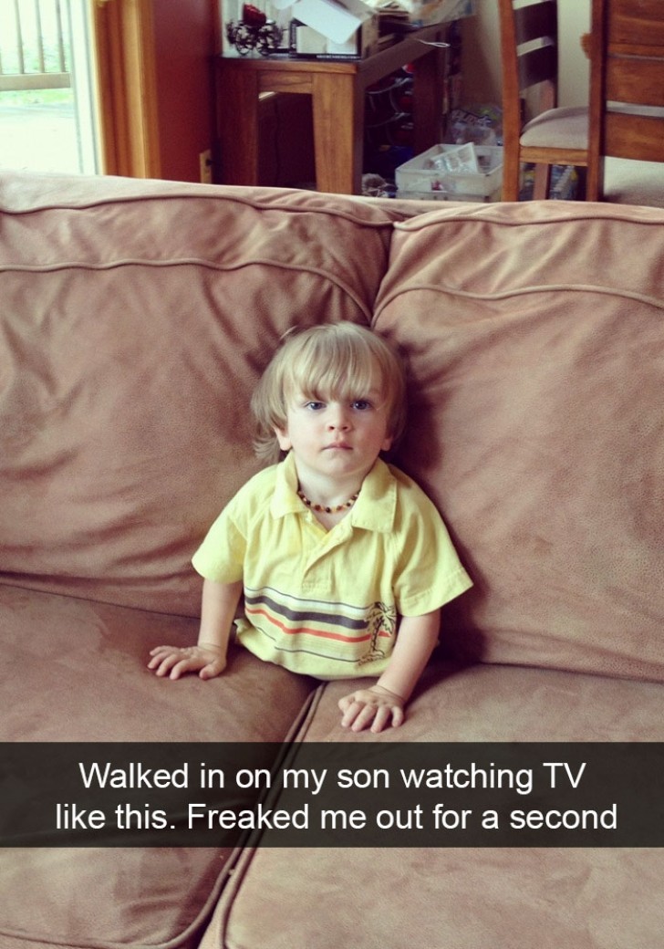 8. "Je suis allée dans le salon et j'ai trouvé mon fils qui regardait la télévision comme ça , pendant un moment, j'ai paniqué".