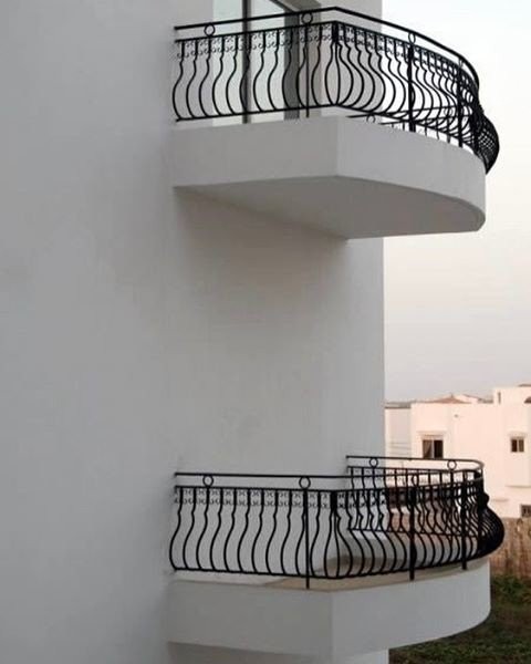 21. A balcony without an entrance.