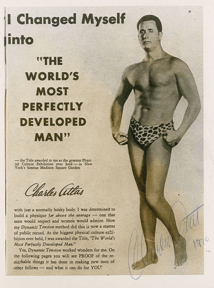 Mannen moesten mooi gespierd zijn, niet te mager en er sterk uitzien. Op de foto poseety Charles Atlas voor de 'meest perfect gevormde man ter wereld'