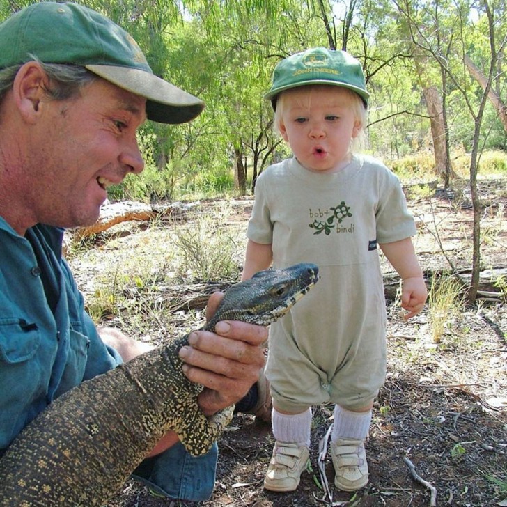 # 2. Robert è a contatto con il mondo naturale fin dai primi anni di vita: il papà gli ha dato la possibilità di conoscere dal vivo molti animali del pianeta.
