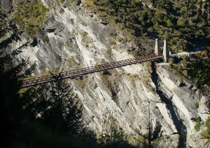 12. De weg dwars door de Skippers Canyon, Nieuw-Zeeland