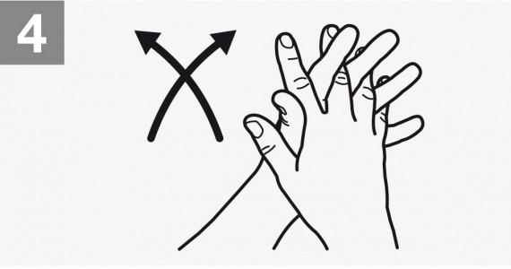 5. Strofinate ancora le dita intrecciate con le mani palmo contro palmo