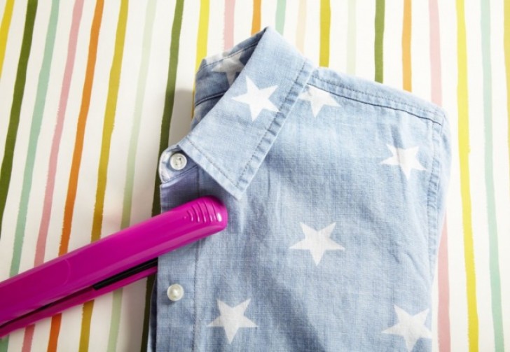 3. Remove wrinkles from clothes at the most "complicated" or visible spots by using a hair plate.