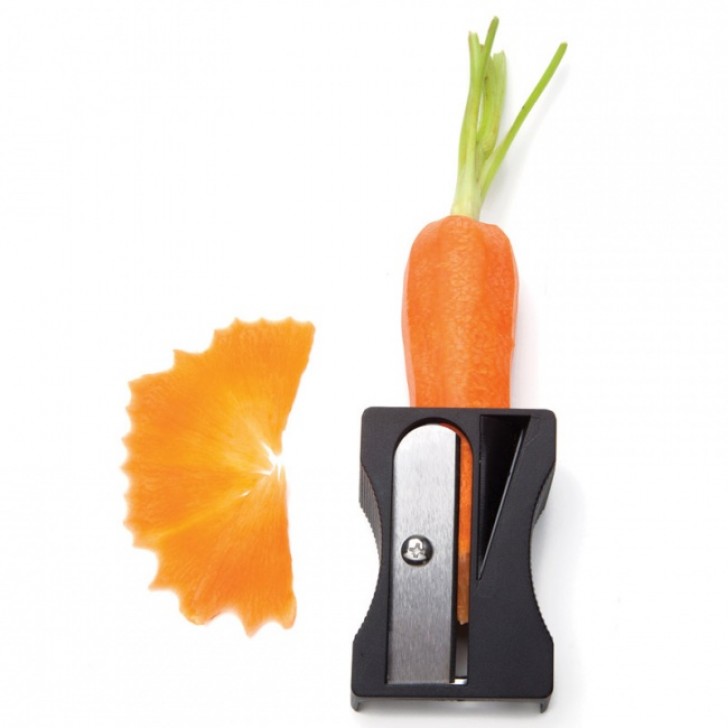 Pencil sharpener vegetable and carrot peeler