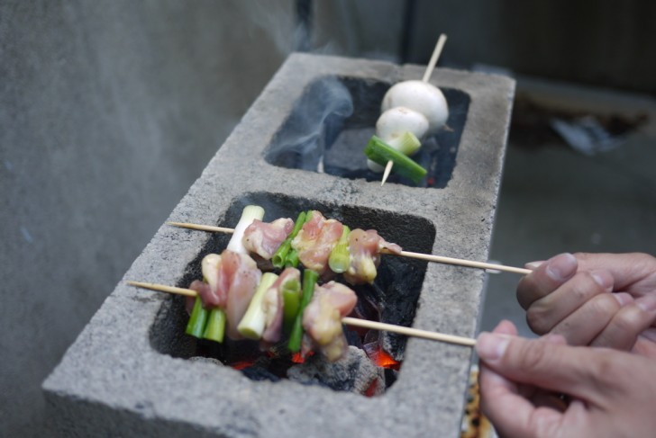 Un barbecue d'emergenza... che ha tutte le caratteristiche per diventare un must!