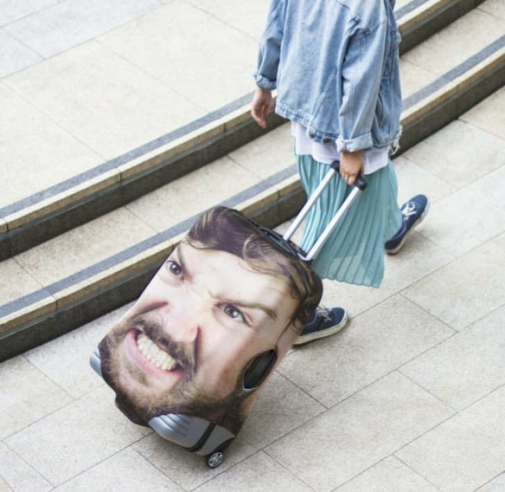 20. A suitcase with your face on it ... to recognize it IMMEDIATELY among others!