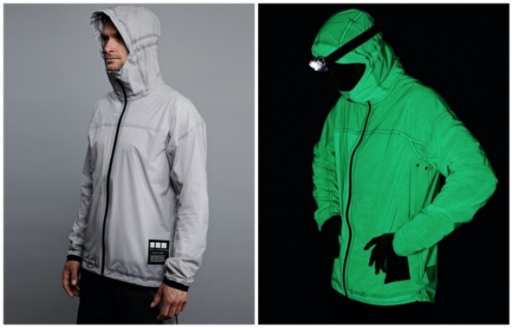 7. A fluorescent hooded jacket that protects you from the cold and also guards against nighttime accidents. It does not need electricity because it is recharged by sunlight!