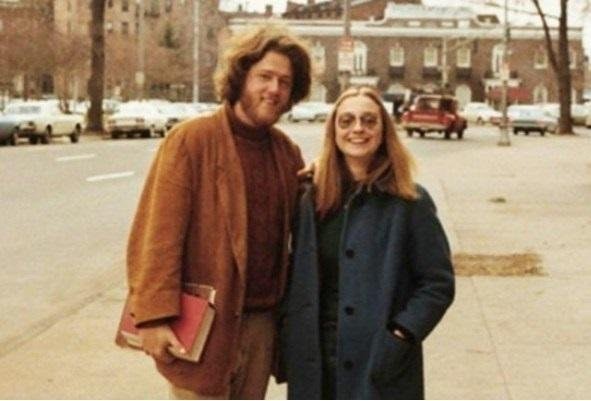13. Bill et Hilary Clinton, qui sont tombés amoureux pendant les années d'université à Yale.