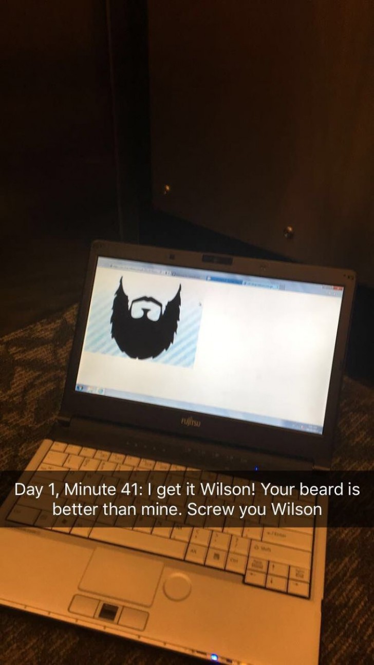 Tag 1, Minute 41: Ich habe verstanden, Wilson! Dein Bart ist besser als meiner!