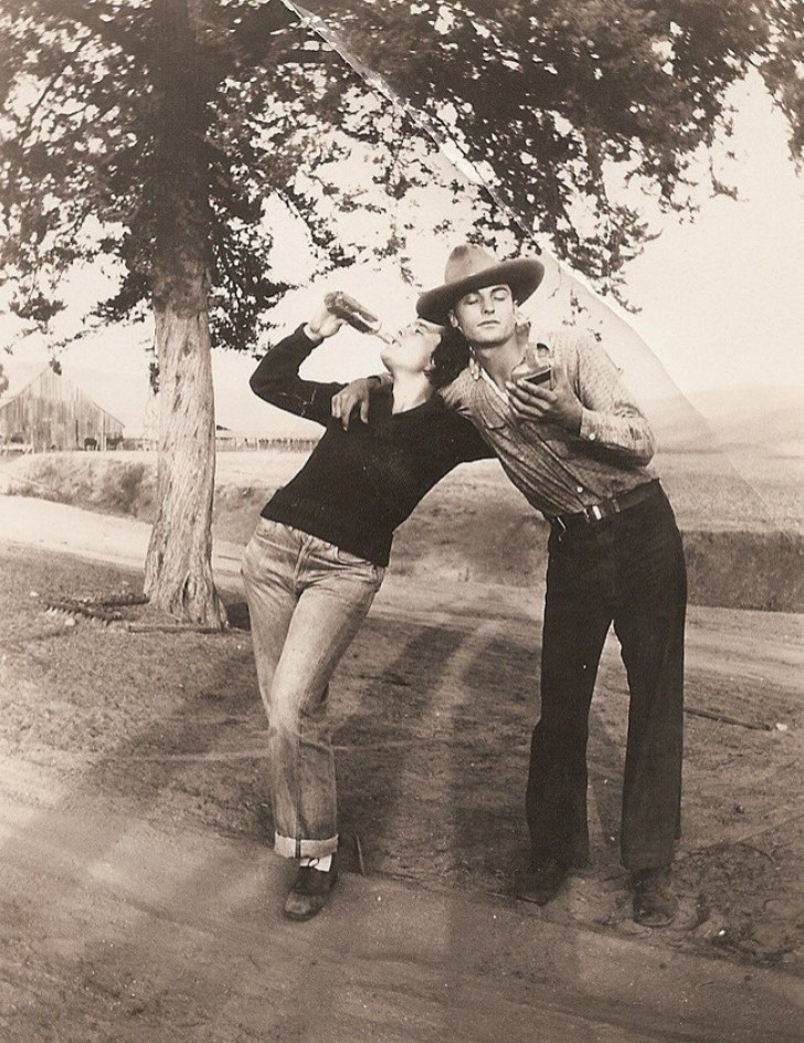 I found a picture of my grandparents where they are simply stupendous.