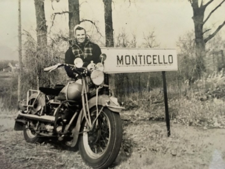 Quella tosta di mia nonna alla fine degli anni '40... Il mese prossimo compirà 95 anni!